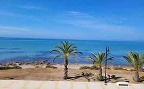 Apartamento en primera linea de mar.